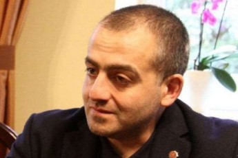 giorgi-gamsaxurdia-nacionaluri-moZraobis-siaze-mSvidobiani-mitingebis-damrbevi-putCisti-buba-Casves-pirvel-nomrad---RmerTma-mSvidobaSi-mogaxmaroT