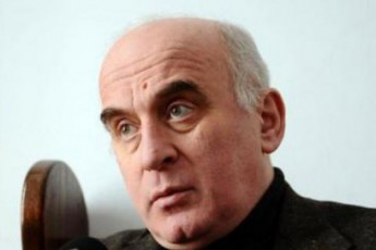 irakli-menaRariSvili-elCs-aqvs-sruli-ufleba-melaSvils-mxari-dauWiros