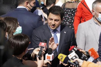 arCil-TalakvaZe-CvenTvis-daviT-gareji-namdvilad-ar-aris-sasacilo-gaocebuli-var-batoni-kubiliusis-komentariT-da-imedi-maqvs-ganmartebas-gaakeTebs