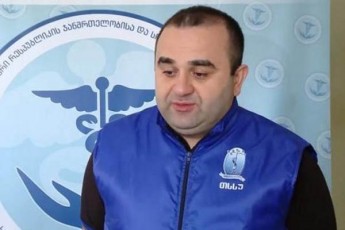 levan-ratiani-pirveli-mteri-pandemiasTan-brZolaSi-aris-panika-panika-da-SiSi-unda-movxsnaT