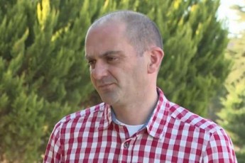laSa-Sengelia-romelmac-bankis-Senoba-TavdamsxmelTan-erTad-datova-sofel-kircxis-tyeSi-ganviTarebul-movlenebs-ixsenebs