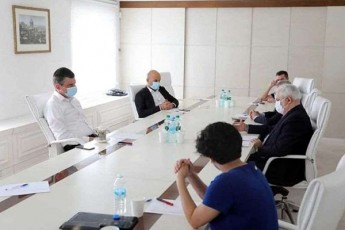 saqarTveloSi-arsebuli-epidemiologiuri-mdgomareoba-da-msoflioSi-mimdinare-tendenciebi-premier-ministrma-sakoordinacio-sabWos-wevrebTan-samuSao-Sexvedraze-ganixila