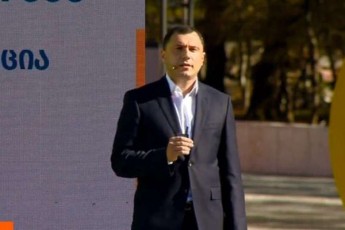 giorgi-amilaxvari-skolamdeli-ganaTlebis-amocanaa-rom-Cveni-Svilebi-srulyofilad-movamzadoT-skolisTvis