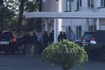 vaxtang-gomelauri-da-vladimer-borcvaZe-zugdidSi-samxareo-policiis-mTavar-sammarTveloSi-imyofebian