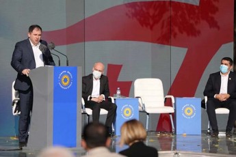nikoloz-samxaraZe-omSi-dazaralebuli-qalaqidan---goridan-vuwvdiT-Serigebis-xels-afxazur-da-osur-sazogadoebas-samomavlo-mSvidobiani-Tanacxovrebisa-da-keTildReobisTvis