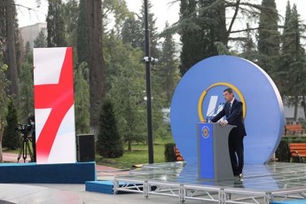giorgi-gaxaria-aucileblad-unda-mivideT-arCevnebze-31-oqtombers-rameTu-es-arCevani-ganapirobebs-Semdgomi-aTwleulebiT-qveynis-demokratiul-ganviTarebas