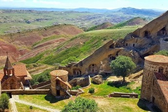 arCil-TalakvaZe-daviT-gareji-aris-Cveni-identobis-nawili-da-is-mTel-sazogadoebas-aerTianebs