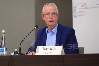 evrosabWos-saparlamento-delegaciis-xelmZRvaneli-movuwodebT-qarTvel-politikosebs-da-axal-parlaments-rac-SeiZleba-male-Seikribon-da-daiwyon-moqmedeba