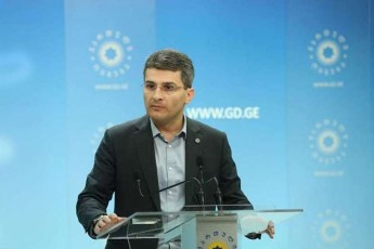 mamuka-mdinaraZe-opoziciis-daanonsebul-boikotze-isini-valdebulebi-arian-pativi-scen-im-nebas-romelic-maTma-amomrCevlebma-saarCevno-yuTTan-gamoxates