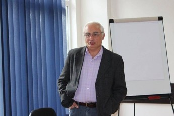 saqarTvelos-partiul-politikur-sistemaSi-kvlavac-2-dominanti-partiaa-xolo-yvela-sxva-danarCenebma---am-arCevnebSi-faqtiurad-fiasko-ganicades