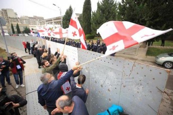 opoziciis-mxardamWerebi-cesko-s-SesasvlelTan-rkinis-Robes-qvebs-urtyamen