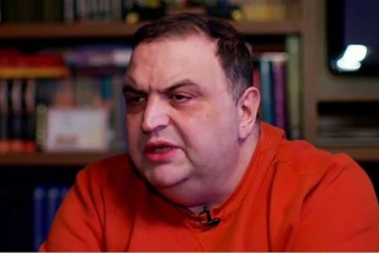 gubaz-sanikiZe-ise-ar-aRmoCndes-rom-sxvebi-Sevidnen-parlamentSi-da-me-gareT-davrCe-radgan-Sesvlas-arc-erT-variantSi-ar-vapireb