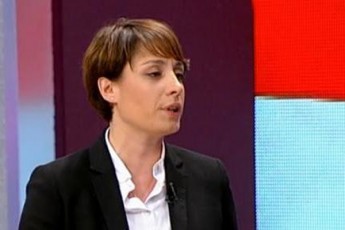 elene-xoStaria-SeSinebulebi-agresiulebi-arian-ivaniSvilisTvis-es-Cixia