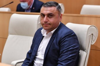 iseT-radikalur-jgufSic-ki-rogoric-nacionaluri-moZraobaa-saRi-azris-marcvali-arsebobs---daviT-maTikaSvili-grigol-vaSaZis-gancxadebaze