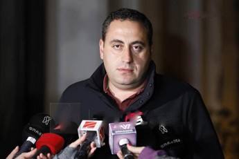 giorgi-vaSaZe-radgan-meore-Sexvedraze-SevTanxmdiT-xelisuflebis-mxridan-garkveuli-poziciebis-cvlilebas-velodebiT-imedi-maqvs-aris-aseTi-sivrce