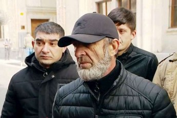malxaz-maCalikaSvili-kovidinficirebul-dedasTan-kontaqti-ar-mqonia-arc-testi-mWirdeba-da-arc-TviTizolacia