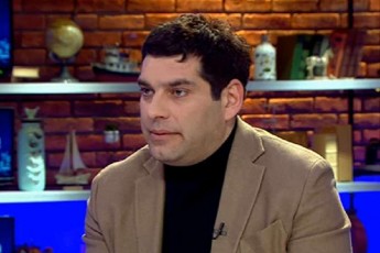 beqa-daviTuliani-mixeil-saakaSvili-am-qveynis-politikaSi-destruqciuli-faqtoria