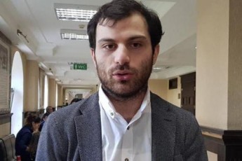beqa-basilaia-irakli-kobaxiZes-uCivis-da-moraluri-zianis-anazRaurebisTvis-simbolurad-41-laris-dakisrebas-moiTxovs