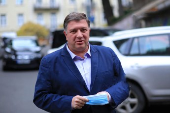 gigi-ugulava-Cumad-Cumad-arvin-gagvigos-rogor-SeiZleba-saarCevno-kampania-Cumad-awarmoo