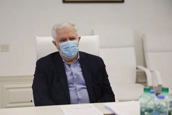 amiran-gamyreliZe-TviTizolaciaSi-gadavida