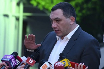 giga-bokeria-qarTuli-ocnebisgan-bundovani-signalebis-nacvlad-srulfasovan-dokuments-velodebiT
