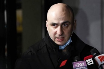 nika-melia-ivaniSvilma-gamoagzavna-gzavnili-maqvs-fuli-gindaT-fuli-modiT-visac-Rirseba-gaqvT-nu-moxvalT