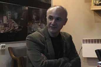 giorgi-maisuraZe-girCi-da-mTeli-girCobebi-sailustracio-nimuSebia-imisa-Tu-rogor-SeiZleba-iqces-iseTi-sanukvari-Sinaarsis-cneba-rogoricaa-Tavisufleba