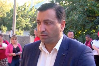 levan-beJaSvilis-TqmiT-nacionaluri-moZraobis-lideris-vinaoba-gazafxulze-partiis-yrilobaze-gadawydeba