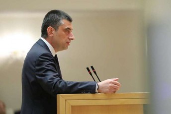 giorgi-gaxaria-ra-Tqma-unda-opoziciis-aryofna-darbazSi-es-aris-problema-da-Cemi-problema-ki-ar-aris-me-ki-ar-miqmnis-es-diskomforts-es-aris-qveynis-problema