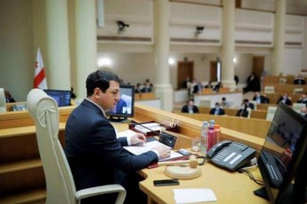 arCil-TalakvaZe-garwmunebT-rogorc-gayalbebuli-arCevnebis-xmamaRali-braldeba-daemsxvraT-aseve-daimsxreva-erTpartiuli-parlamentis-narativi