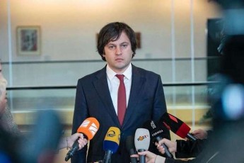 irakli-kobaxiZis-gancxadebiT-SesaZloa-kompromatebi-iyos-mizezi-ris-gamoc-zogierTi-opozicioneri-parlamentSi-ver-Sedis