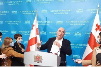avTandil-enuqiZe-opoziciaze-yvelam-Tavis-saqmes-mixedos-Zalian-didi-informaciis-matarebeli-var-da-wynarad-iyos-yvela