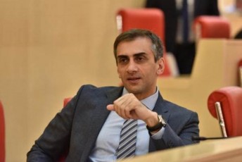 giorgi-kaxiani-opoziciis-warmomadgenlebma-Zalin-kargad-ician-ra-aris-wiTeli-xazi-romelsac-ar-gadavalT