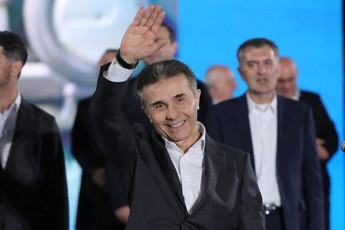 entrepreneur-biZina-ivaniSvili-politikaSi-movida-ara-Zalauflebis-saZieblad-aramed-sxvis-mier-mitacebuli-Zalauflebis-xalxisTvis-dasabruneblad