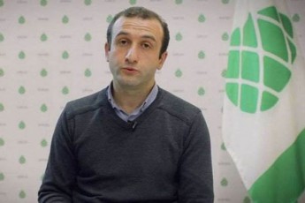 iago-xviCia-Tu-uzenaesi-qurumi-marTla-wasulia-maSin-sxva-gza-garda-laparakisa-politikosebs-Soris-ar-rCeba