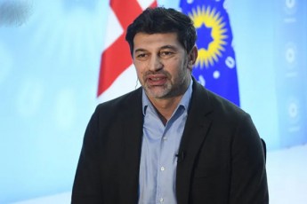 kaxa-kalaZe-Zalian-gamixardeboda-Tuki-parlamentSi-sxva-opoziciuri-partiebi-Sevidodnen-da-erTi-adamianis-mixeil-saakaSvilis-mZevlebi-ar-iqnebodnen