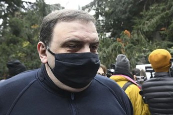 gubaz-sanikiZe-opoziciam-unda-Sevqmnas-paraleluri-parlamenti