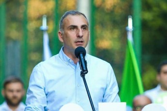 aleko-elisaSvili-mzad-varT-sajarod-SevxvdeT-qarTul-ocnebas-da-davilaparakoT-krizisis-ganmuxtvis-perspeqtivaze