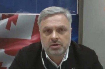 giorgi-baramiZe-NDI-is-kvlevaze-roca-moqalaqeebs-telefoniT-urekaven-ubralod-ar-amboben-realurad-vis-uWeren-mxars---es-asaxavs-SiSs-romelic-qveyanaSia-dasadgurebuli