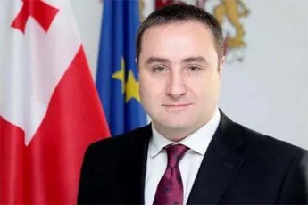 italiaSi-saqarTvelos-elCi-maltis-mxare-vaqcinebis-sakiTxze-kavSirze-imyofeba-saqarTvelos-saelCosTan-da-sxva-nebismieri-saxis-informacia-am-Temaze-warmoadgens-spekulacias