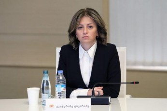 ekaterine-tikaraZe--saqarTvelo-mzad-aris-vaqcinaciisTvis