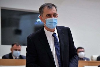 sozar-subari-saakaSvilze-ra-samarcxvino-kacia-vuyurebdi-da-mrcxvenoda