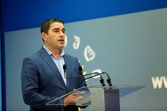 Salva-papuaSvili-opoziciis-nawilisTvis-sul-erTia-saarCevno-barieri-3-iqneba-Tu-7-maTTvis-mniSvnelovania-procesi-revoluciuri-iyos