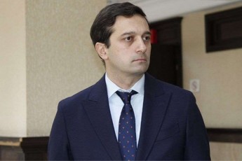 levan-ioseliani-uxerxulia-Salva-naTelaSvili-vaWrobaze-Cemken-iSverdes-xels-misi-moRvaweoba-aris-politikuri-vaWroba-sxvadasxva-dros