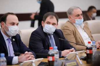 nikoloz-samxaraZe-parlamenti-sabavSvo-baRi-ar-aris-sadac-SeiZleba-mixvide-xuTSabaTs-da-ar-mixvide-orSabaTs-an-SabaTs---es-yvelaferi-sasaciloa