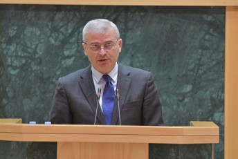 irakli-qadagiSvili-nika-melia-TviTon-ambobs-cixeSi-minda-wasvlao-Cafiqrebuli-aqvT-revoluciuri-scenaris-gaTamaSeba