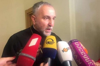 mama-giorgi-zviadaZe-gvwams-xelisufleba-yvelafers-gaakeTebs-rom-teritoria-romelic-saqarTvelos-nawilia-iyos-oficialurad-Cveni-qveynis-SemadgenlobaSi