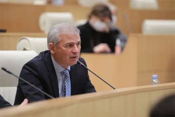 nika-meliasTvis-imunitetis-moxsnis-gadawyvetilebas-miviRebT-raTa-aravis-mieces-SesaZlebloba-kanonze-maRla-dadges-Segnebulad-mouwyos-provokacia-saxelmwifo-institutebs