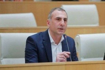 aleko-elisaSvili-mzad-var-nika-melias-Cemi-xelfasi-gadavuricxo