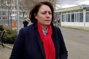 elene-xoStaria-nika-melias-dapatimrebis-faqts-ar-miviReb-mas-fizikurad-davicav